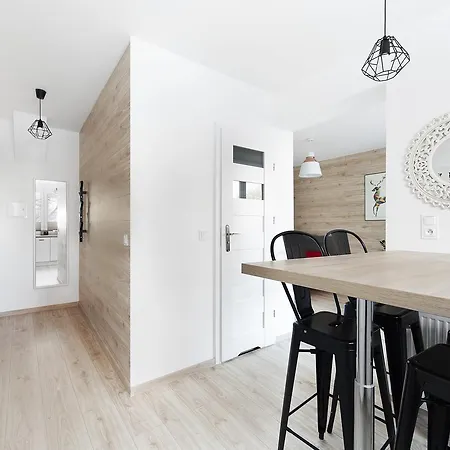 Downtown By Little Heaven Apartment *